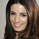 Ada Nicodemou به عنوان Dujour (White Rabbit Girl)