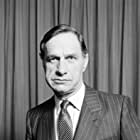 Geoffrey Palmer به عنوان Head Geographer