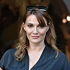 Sarah Parish به عنوان Levicy Hatfield