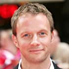 Rupert Penry-Jones به عنوان Mayor Don Mitchell, Jr.