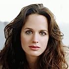 Elizabeth Reaser به عنوان Ana