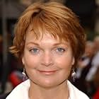 Pamela Reed به عنوان Annette O'Keefe