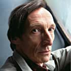 Julian Richings به عنوان Henry