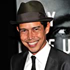 Anthony Ruivivar به عنوان Witch