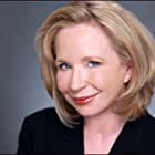 Debra Jo Rupp به عنوان Mrs. Hart