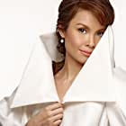 Lea Salonga به عنوان Elodie Honrada