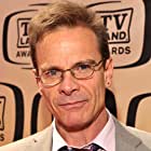 Peter Scolari به عنوان Paul