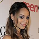 Amber Stevens West به عنوان Maya