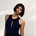 Tamara Taylor به عنوان Teacher