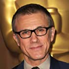 Christoph Waltz به عنوان Leon Rom