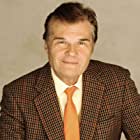 Fred Willard به عنوان Mr. Ferguson