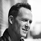 Dean Winters به عنوان Bobby Luccetti