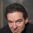 Lawrence Wright به عنوان Self - Journalist & Author