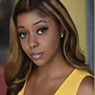 Nyisha Bell به عنوان Amelia Humphries