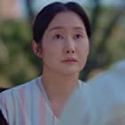 Bae Hae-Sun به عنوان Chu Shi-jang's wife