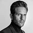 Glenn Howerton به عنوان Richard