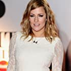 Caroline Flack به عنوان Self