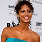 Noémie Lenoir به عنوان Maïssa