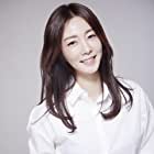 Jung Ji-yoon به عنوان Kim Yeo Jin [NIS psychologist]