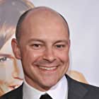 Rob Corddry به عنوان M