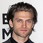 Keegan Allen به عنوان Liam Walker