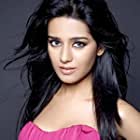 Amrita Rao به عنوان Poonam 'Bitto'