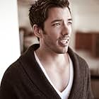 Drew Scott به عنوان Jeff Zaks