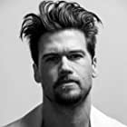 Nick Zano به عنوان Hunt