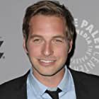 Ryan Hansen به عنوان JD Weaver