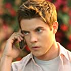 Josh Henderson به عنوان Brett Dolan