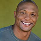 Eddie George به عنوان Ronnell Sims Sr.