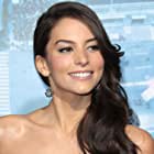 Genesis Rodriguez به عنوان Gabriela Conlon