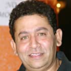 Uday Tikekar به عنوان Shinde