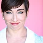 Naomi Grossman به عنوان Grace Fisher