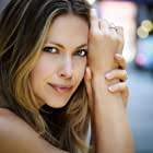 Pascale Hutton به عنوان Beth-Ann