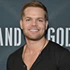 Wes Chatham به عنوان Carlton Phelan