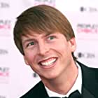 Jack McBrayer به عنوان Carnival Barker