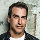 Rob Riggle به عنوان Biff