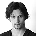 Nathan Parsons به عنوان Jean-Luc