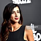 Dana DeLorenzo به عنوان Kelly Maxwell