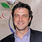 Raúl Esparza به عنوان David Alvarez