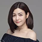 Michelle Chen به عنوان Sgt Angela