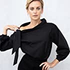 Denise Gough به عنوان Sarah