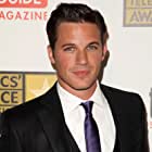 Matt Lanter به عنوان George Hutchence