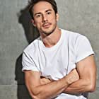 Michael Trevino به عنوان Kyle Valenti