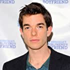 John Mulaney به عنوان Andrew Glouberman