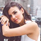 Victoria Justice به عنوان Brooke