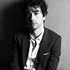 Alex Wolff به عنوان Ian Warfield