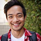 Osric Chau به عنوان Timothy Wong