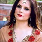 Lushin Dubey به عنوان Mrs. Tandon